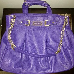 Purple Shoulder Bag Purse w. Gold Chain Handle